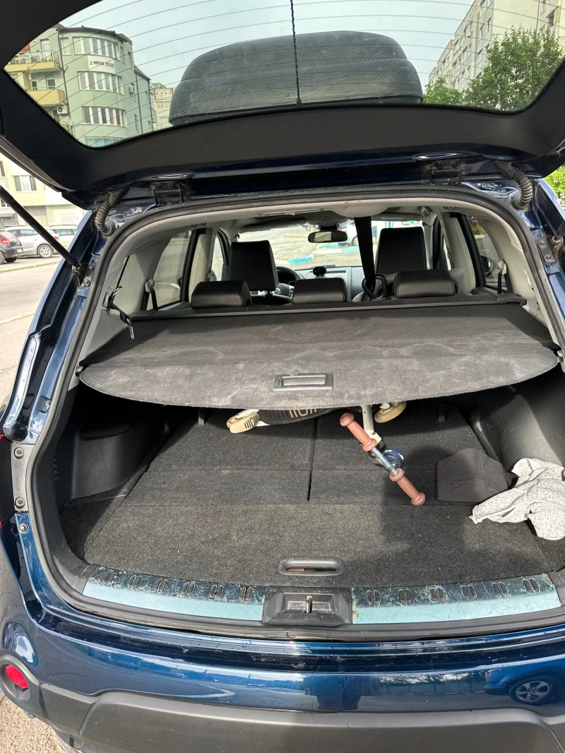 Nissan Qashqai, снимка 8 - Автомобили и джипове - 52108508