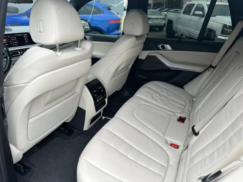BMW X5 M-pkg* Xdrive* Harman/Kardon* Soft Close* Heads-up, снимка 12 - Автомобили и джипове - 52332373