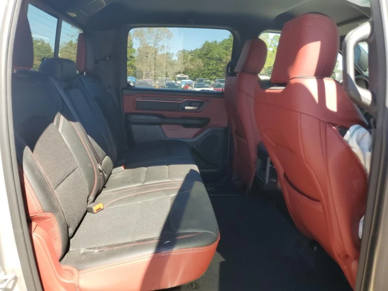 Dodge RAM 1500, снимка 10 - Автомобили и джипове - 53181974