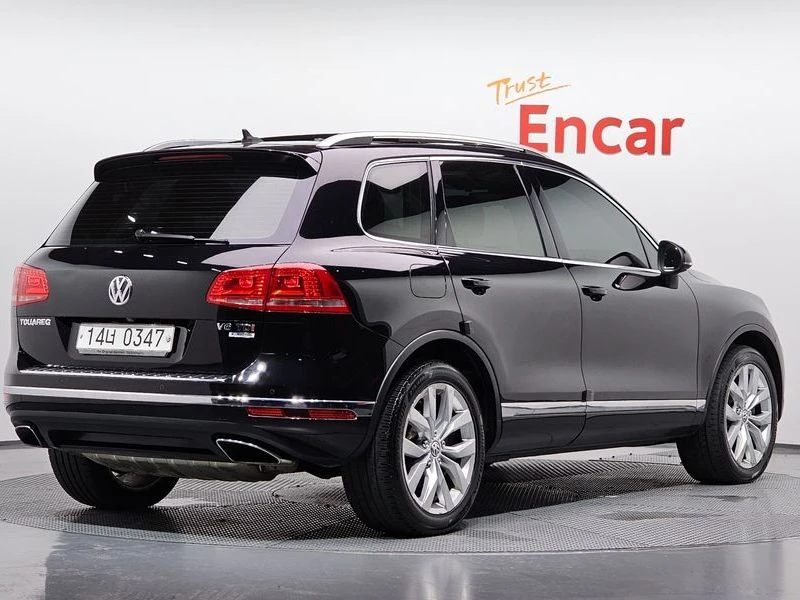 VW Touareg 3.0 Automatic, снимка 2 - Автомобили и джипове - 55736914