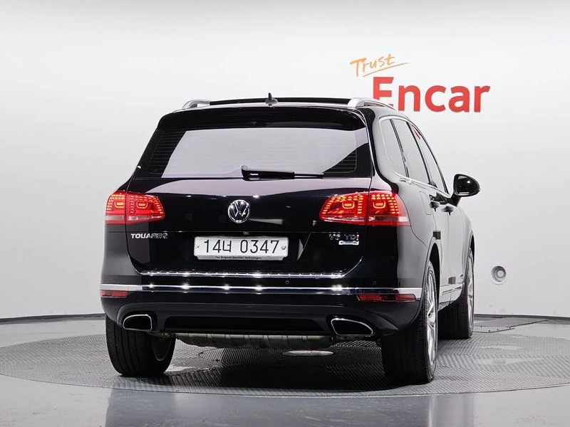 VW Touareg 3.0 Automatic, снимка 4 - Автомобили и джипове - 55736914