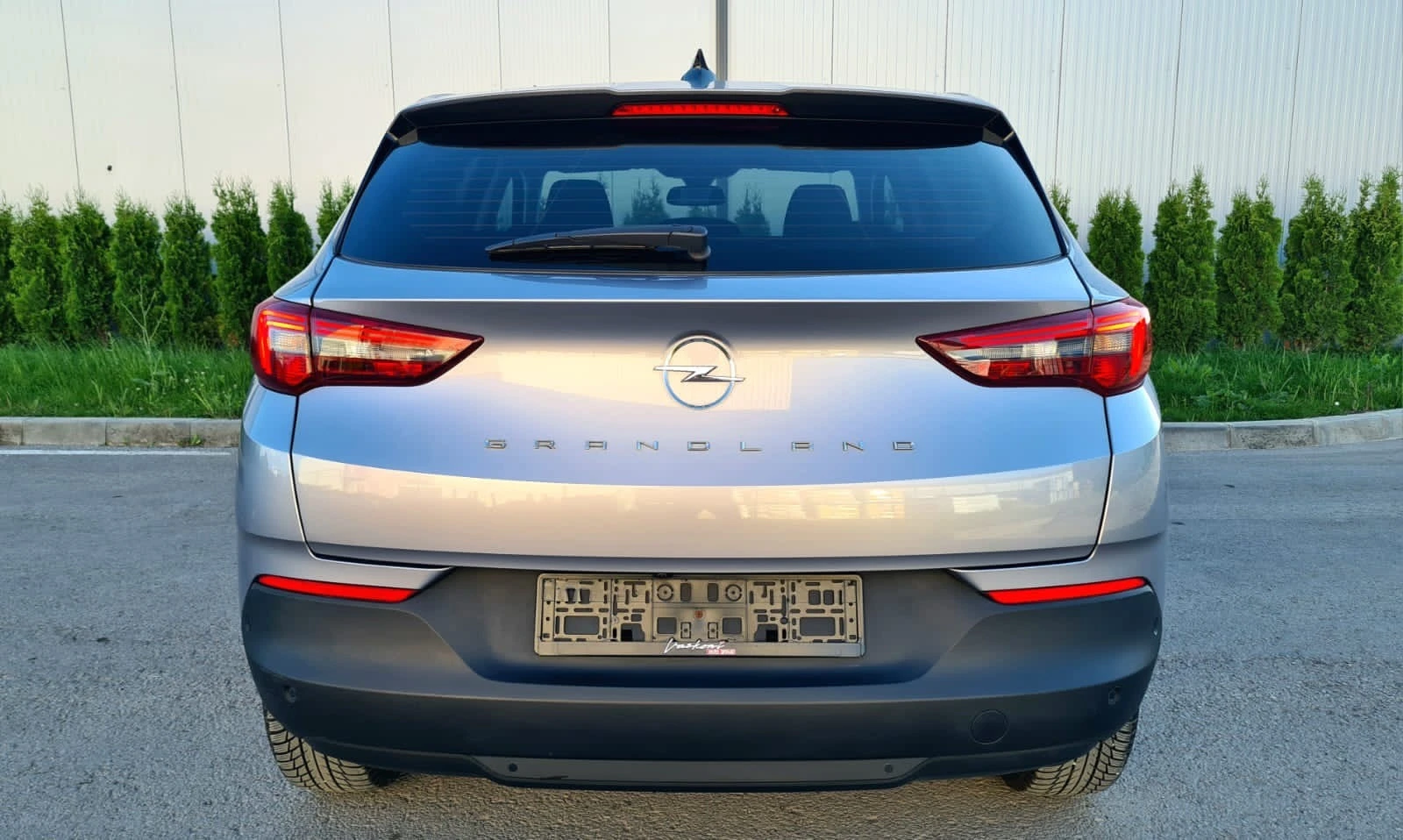 Opel Grandland X 1.5 CDTI Business Edition Гаранция - изображение 8