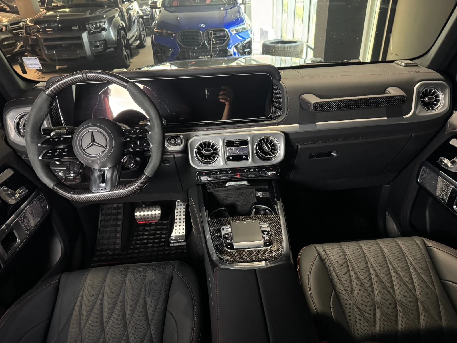 Mercedes-Benz G 63 AMG  - изображение 8