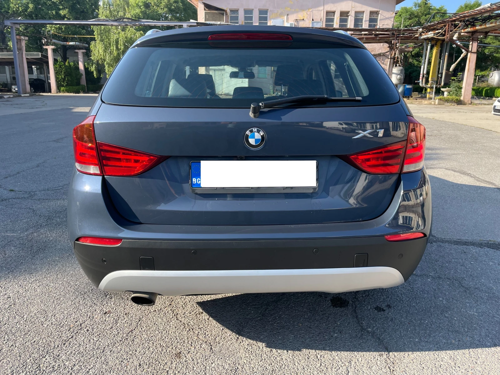 BMW X1 2.3 D - изображение 4