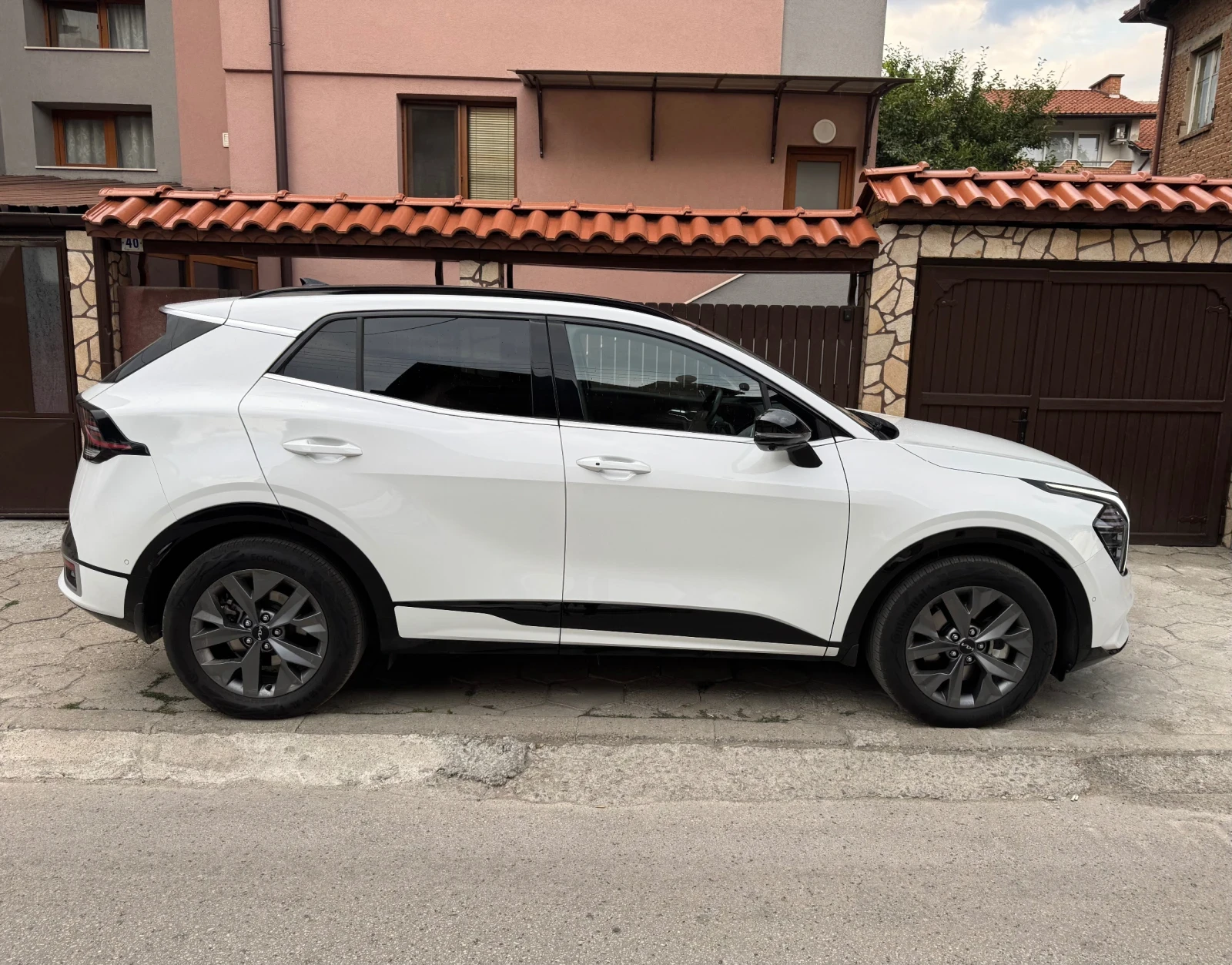 Kia Sportage HEV 4x4 GT Line - Гаранционен - изображение 2
