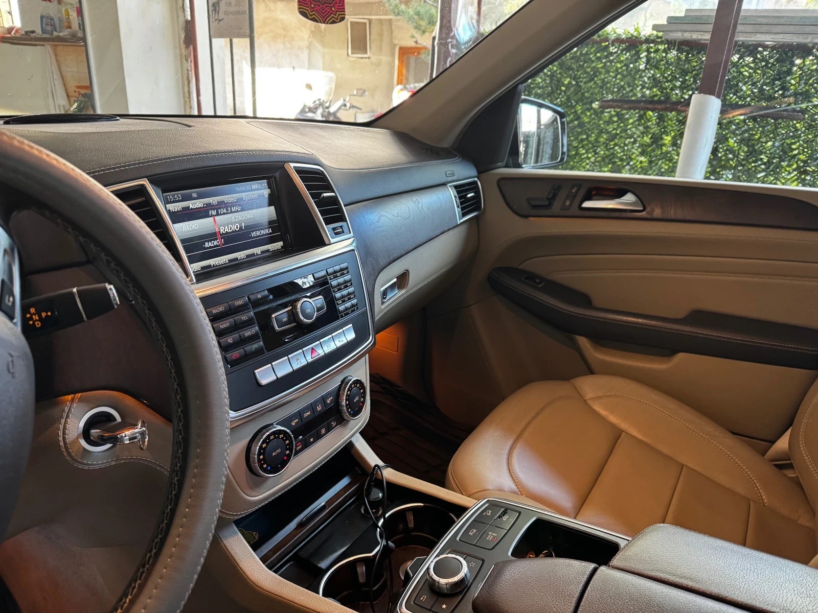 Mercedes-Benz ML 350  - изображение 8