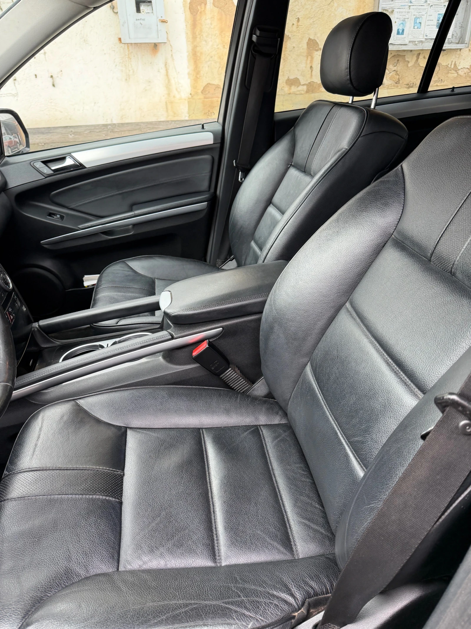 Mercedes-Benz ML 350 Facelift CDI 4Matic, снимка 6 - Автомобили и джипове - 53737107