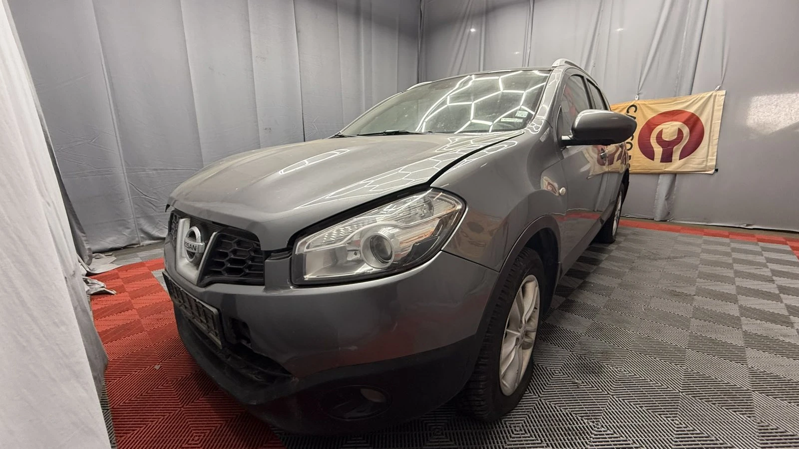 Nissan Qashqai, снимка 4 - Автомобили и джипове - 53822235