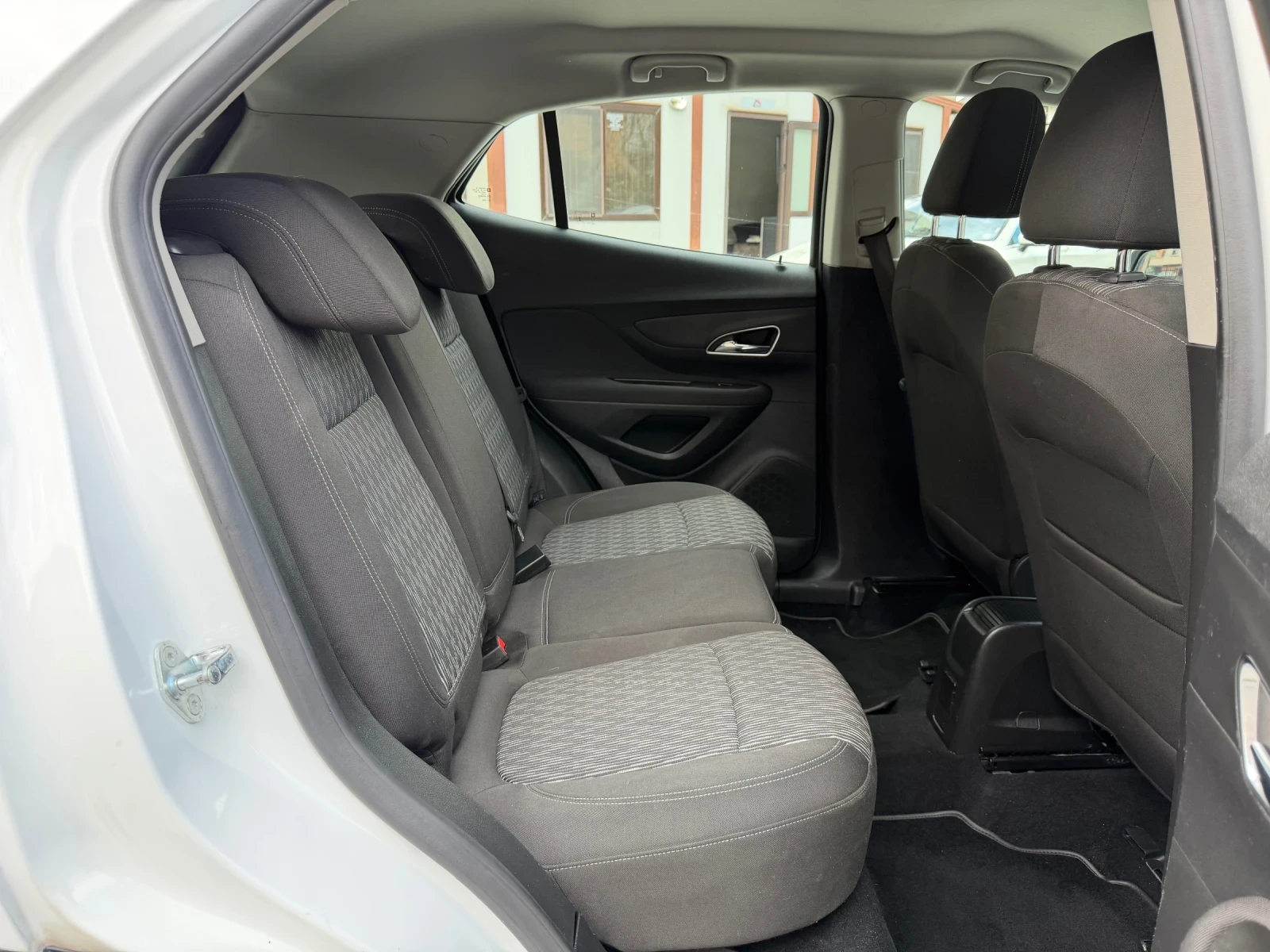 Opel Mokka 1.6CDTI * 136 к.с * EURO 6, снимка 12 - Автомобили и джипове - 54147862