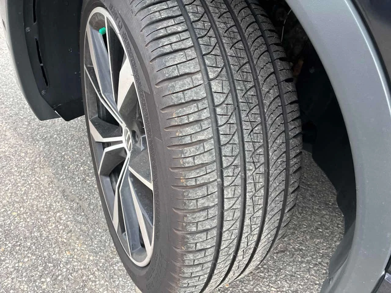 VW Tiguan Highline R Line / 360 / ОБДУХВАНЕ / FENDER, снимка 15 - Автомобили и джипове - 54706691