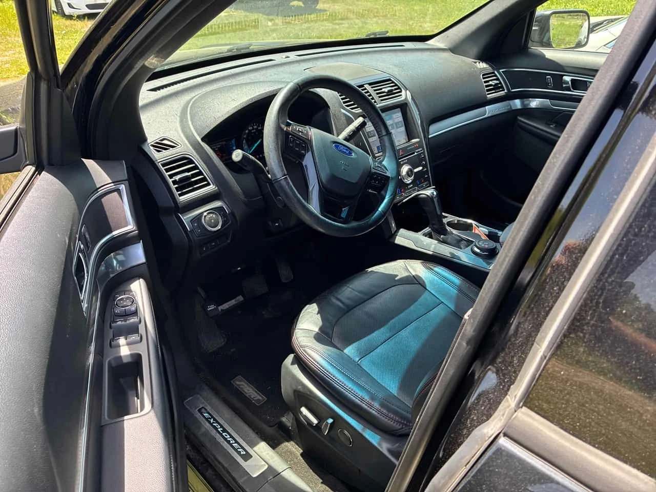 Ford Explorer Sport / CAMERA / ПОДГРЕВИ / АВТОКРЕДИТ , снимка 5 - Автомобили и джипове - 54775444