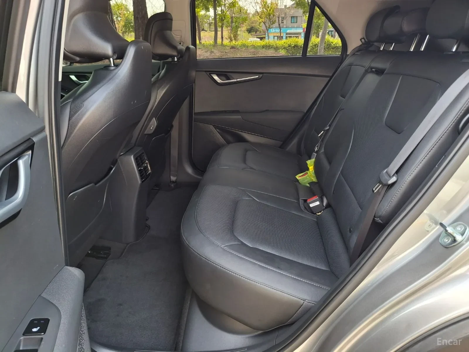 Kia Niro, снимка 12 - Автомобили и джипове - 55587399