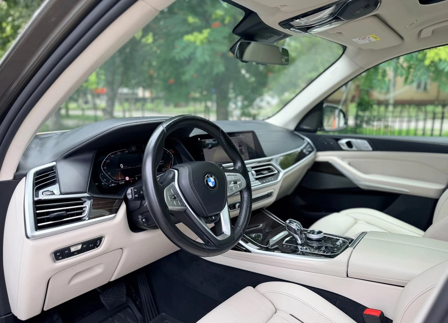 BMW X7 xDrive40i, снимка 4 - Автомобили и джипове - 55899224