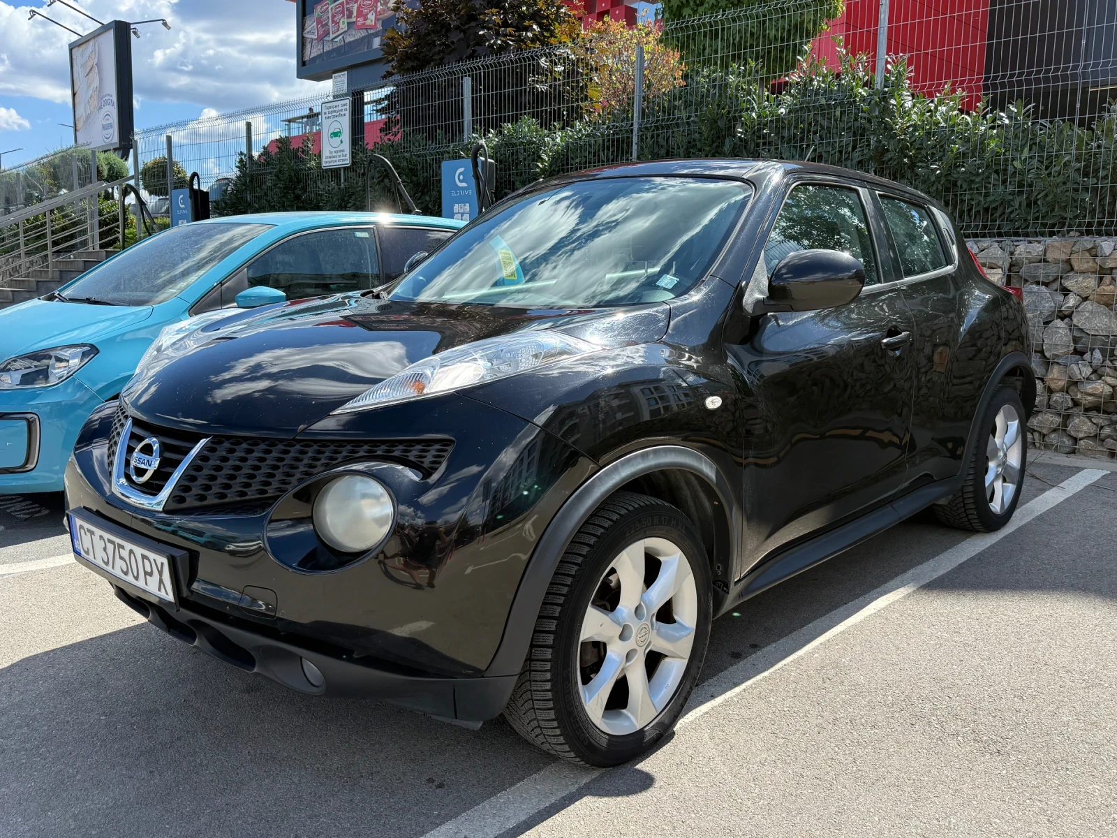 Nissan Juke, снимка 15 - Автомобили и джипове - 55951619