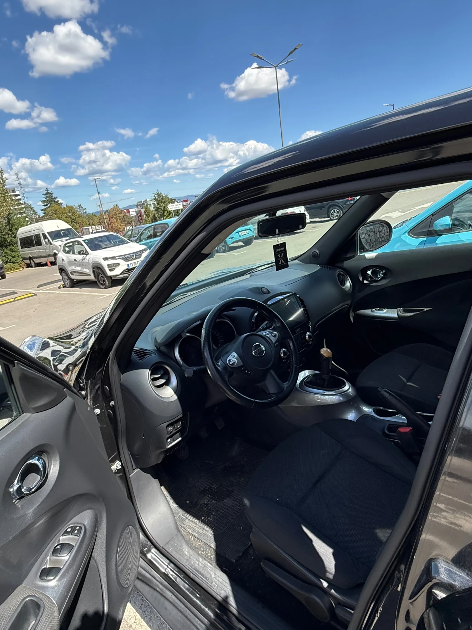 Nissan Juke, снимка 12 - Автомобили и джипове - 55951619