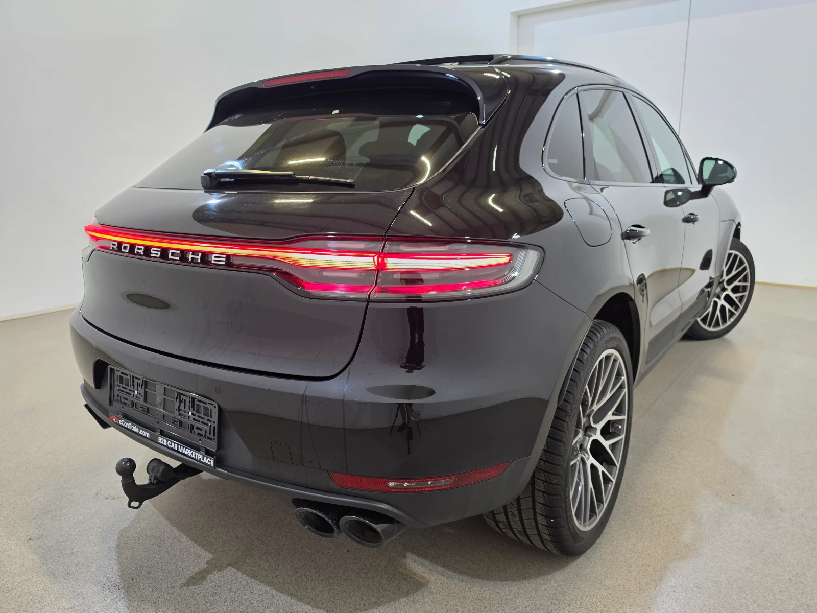 Porsche Macan S 2.9 V6 Turbo / Panorama / Bose / Navi / Keyless, снимка 4 - Автомобили и джипове - 56106147