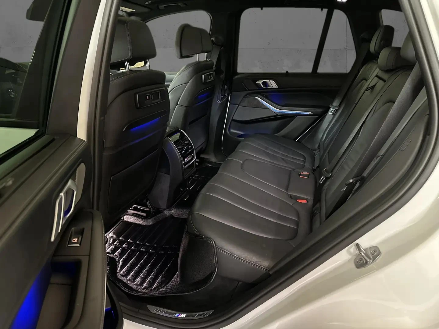 BMW X5 M-SPORT* SOFT-CLOSE* LASER* �����* HARMAN* PANO* F | Mobile.bg � ����������� 17