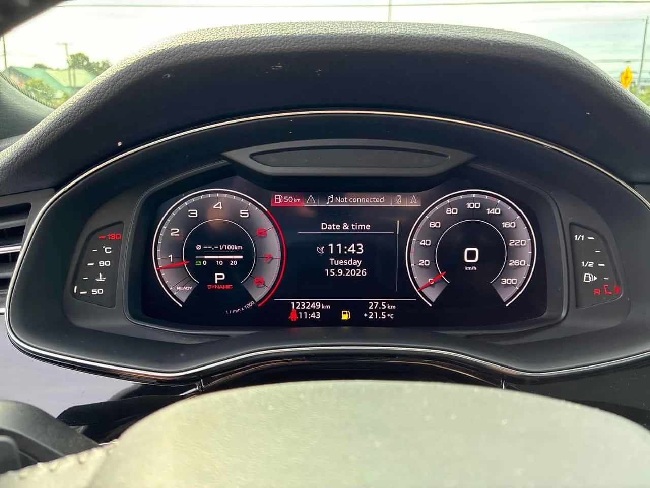 Audi Q8 * Progressiv * CARFAX * , снимка 8 - Автомобили и джипове - 56481633
