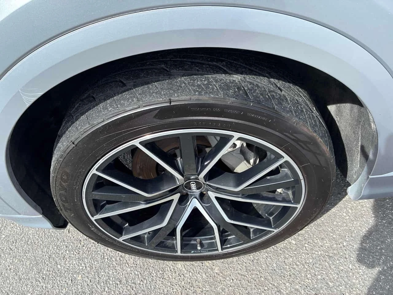 Audi Q8 * Progressiv * CARFAX * , снимка 7 - Автомобили и джипове - 56481633