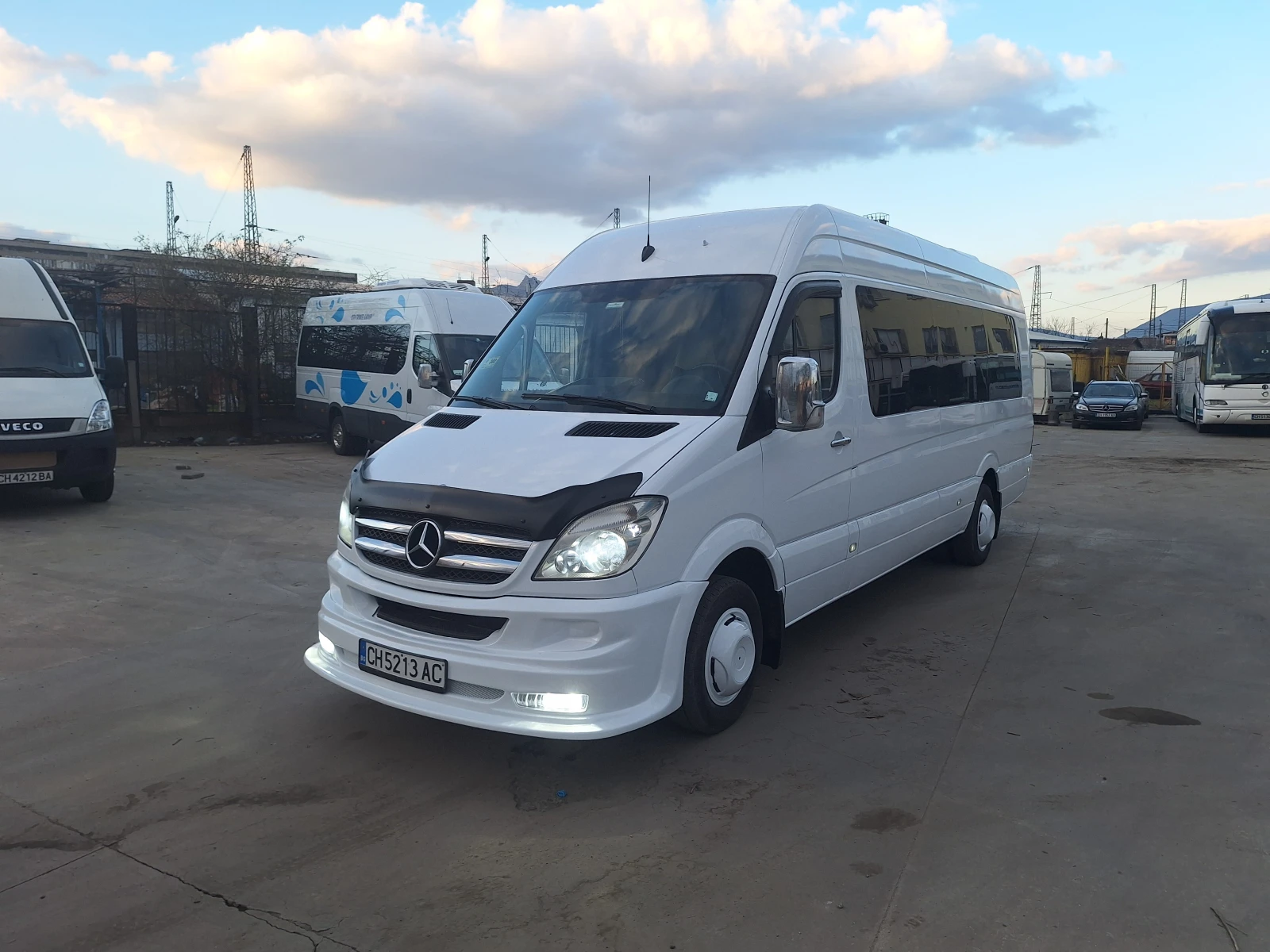 Mercedes-Benz Sprinter 511, снимка 13 - Бусове и автобуси - 53851260