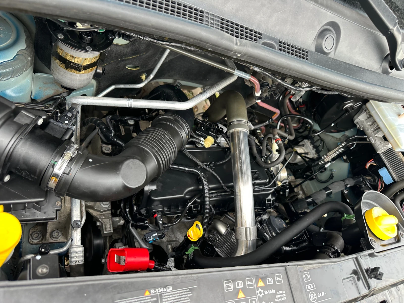 Renault Master 68700 км  EURO 6B 2.3 DCI, снимка 14 - Бусове и автобуси - 54222319