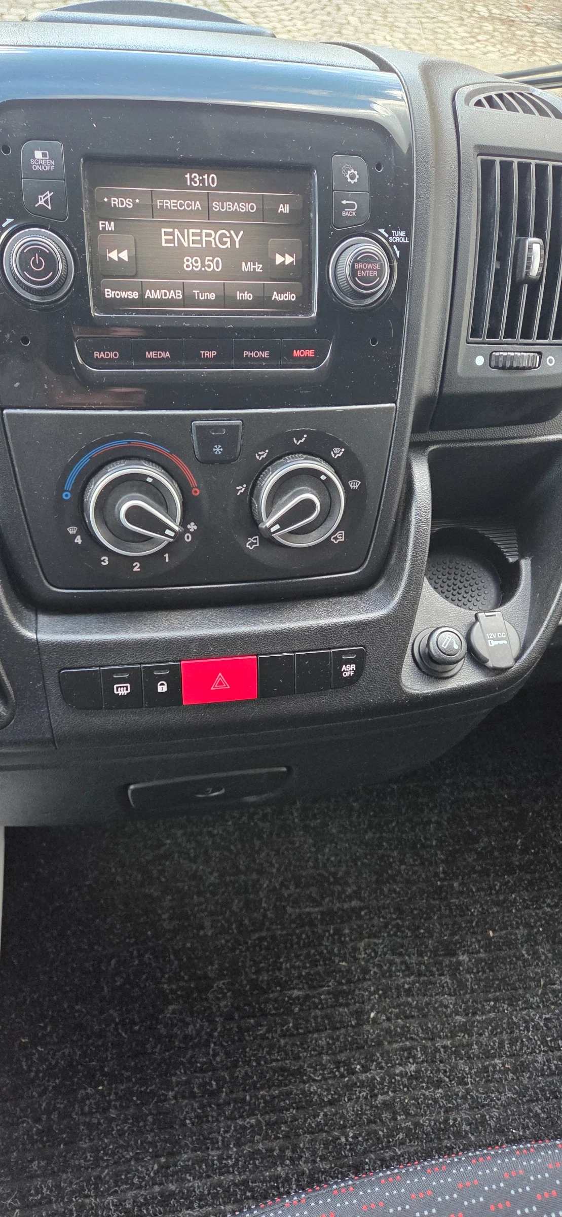 Citroen Jumper 2.2 HDI, снимка 12 - Бусове и автобуси - 56545465