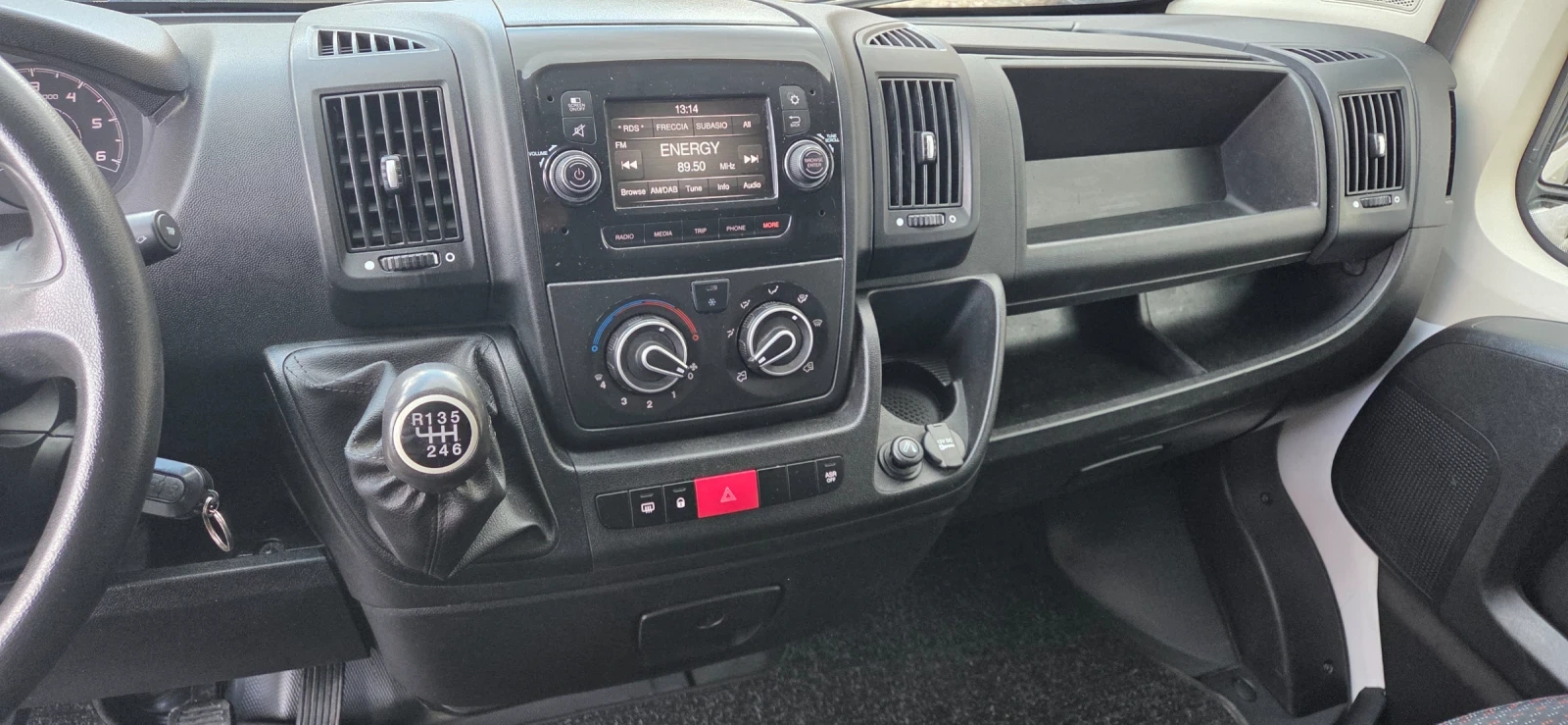 Citroen Jumper 2.2 HDI, снимка 8 - Бусове и автобуси - 56545465