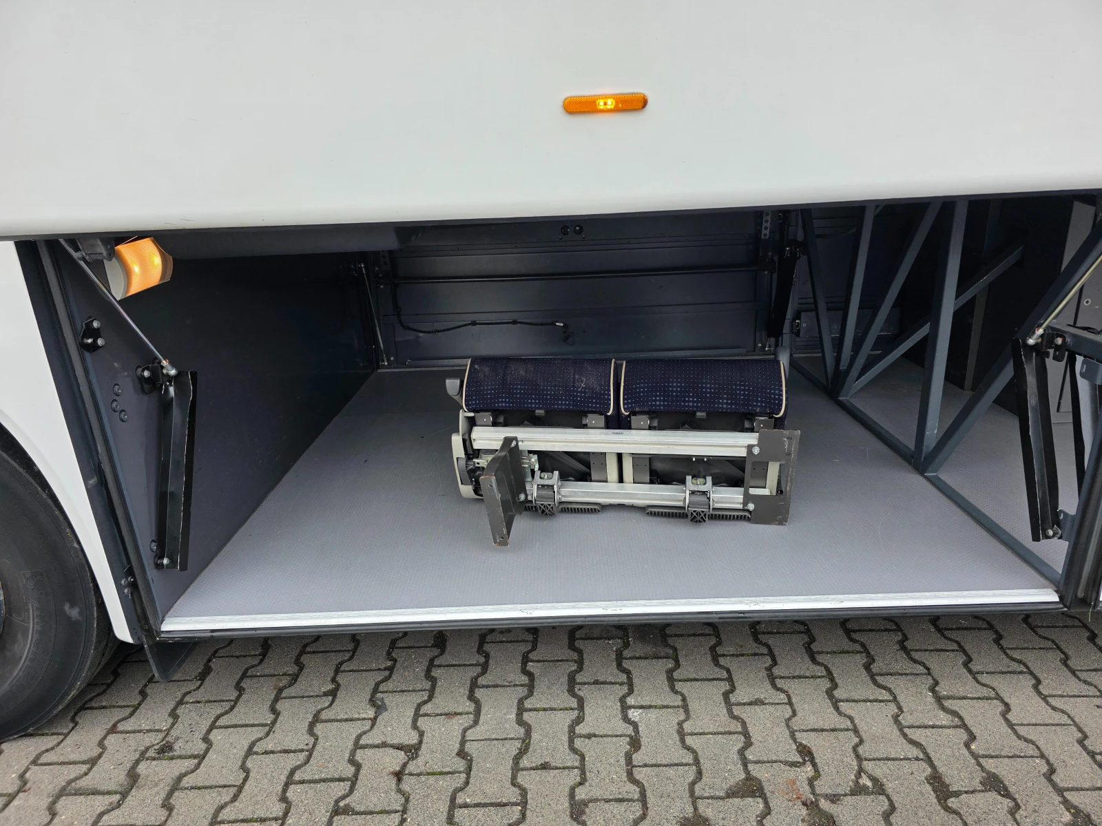 Vdl Bova Futura FHD VDL FHD2 �������� DAF 55+ 1+ 1, ������� 12, 87 � | Mobile.bg � ����������� 7