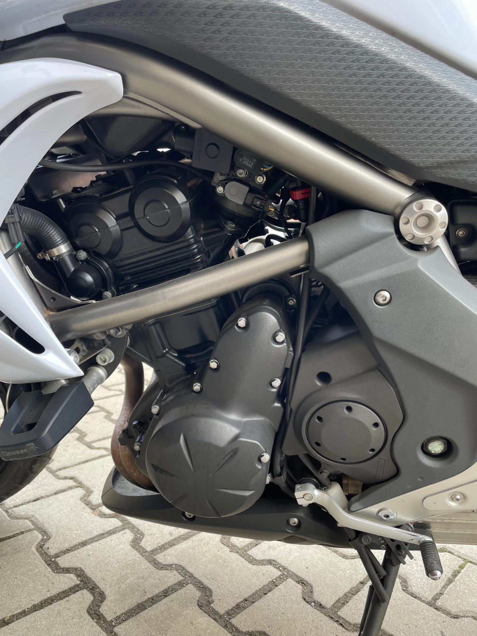 Kawasaki ER, снимка 8 - Мотоциклети и мототехника - 54374754
