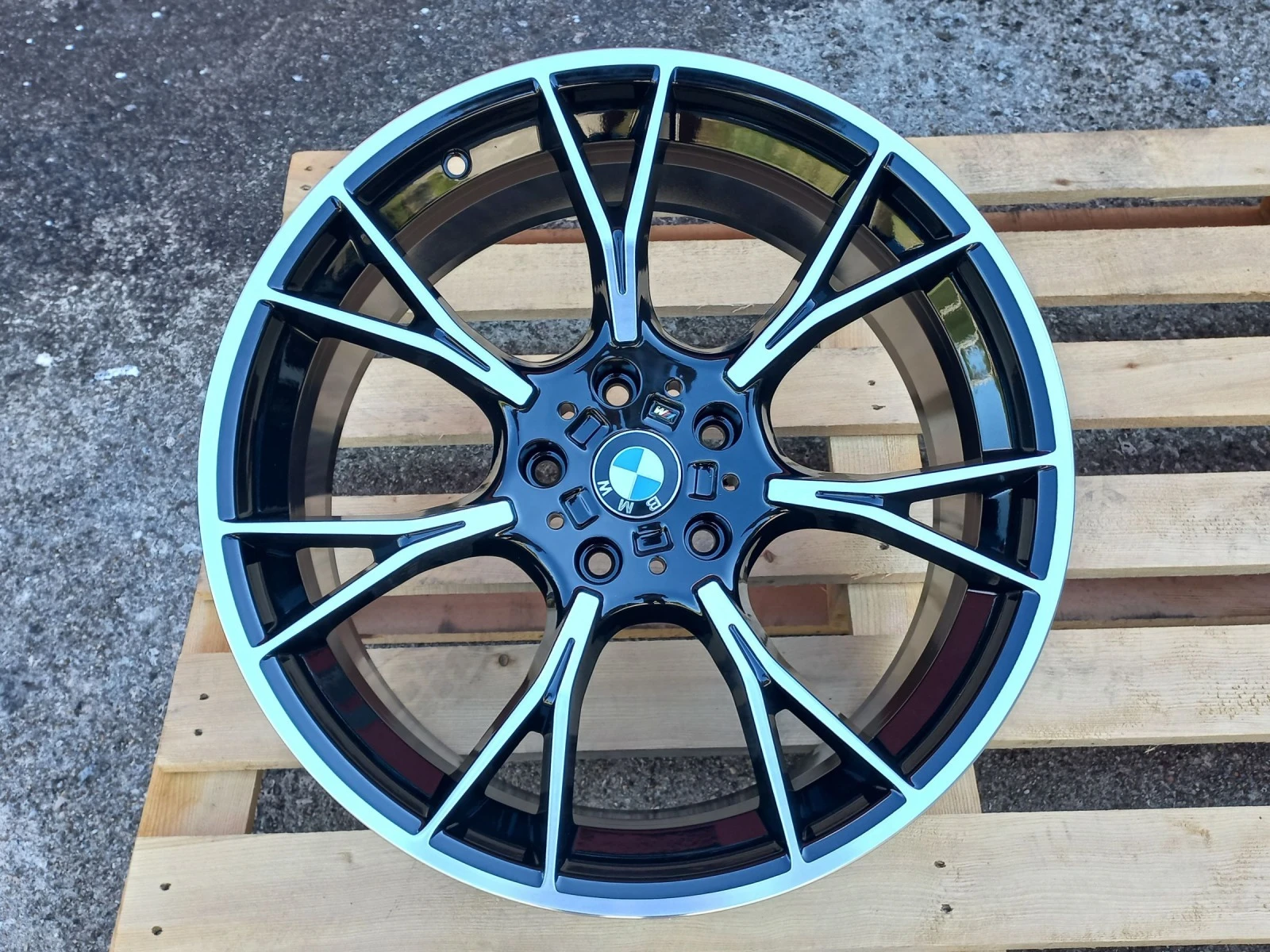 ������ �� BMW | Mobile.bg � ����������� 9