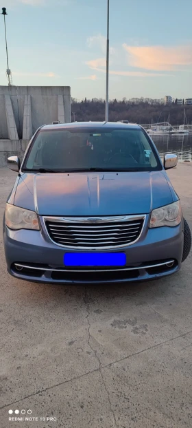 Chrysler Town and Country + Газ, снимка 2