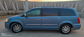 Chrysler Town and Country + Газ, снимка 1