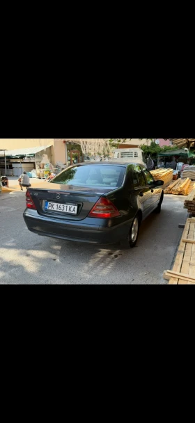 Mercedes-Benz C 220 2.2CDI 143k.c. 6 скорости, снимка 5