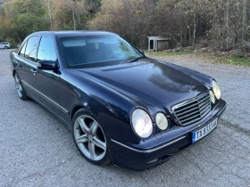  Mercedes-Benz E 240