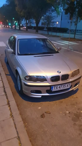     BMW 320