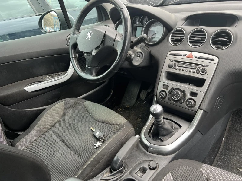 Peugeot 308 1.6 hdi, снимка 6 - Автомобили и джипове - 44129614