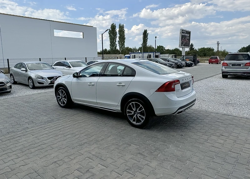 Volvo S60 2.0D3 Cross Country , снимка 6 - Автомобили и джипове - 46847820