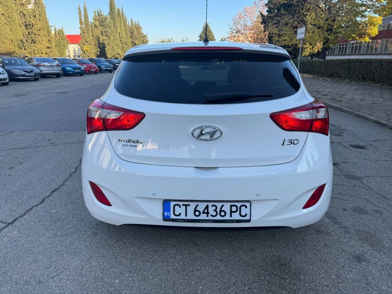 Hyundai I30, снимка 4 - Автомобили и джипове - 48014054