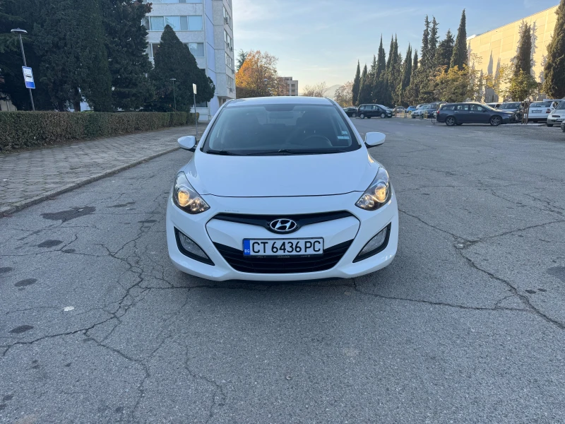 Hyundai I30, снимка 1 - Автомобили и джипове - 48014054