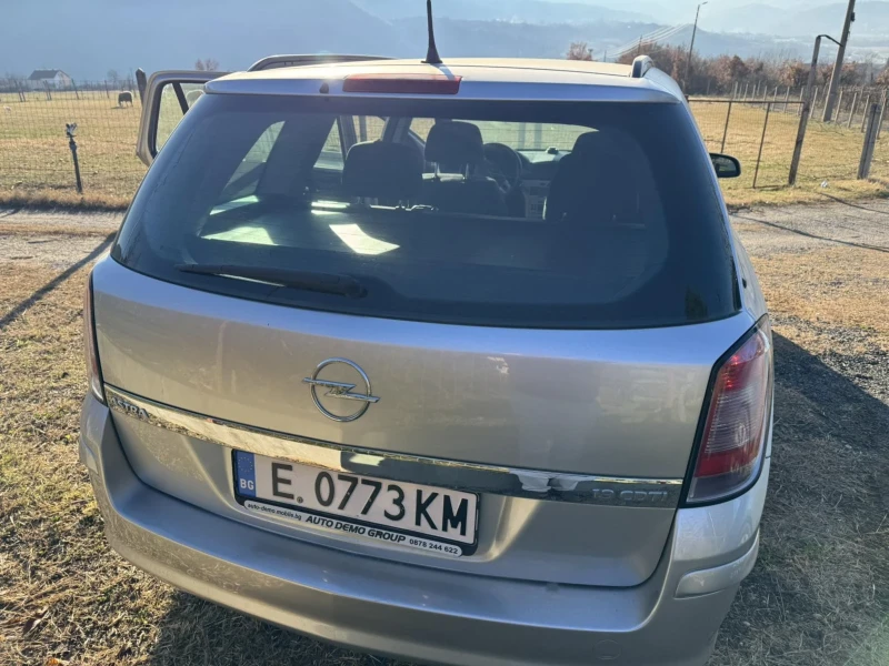 Opel Astra, снимка 6 - Автомобили и джипове - 48588639