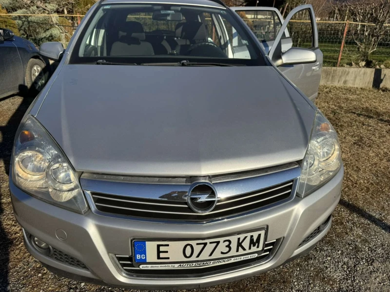 Opel Astra, снимка 2 - Автомобили и джипове - 48588639