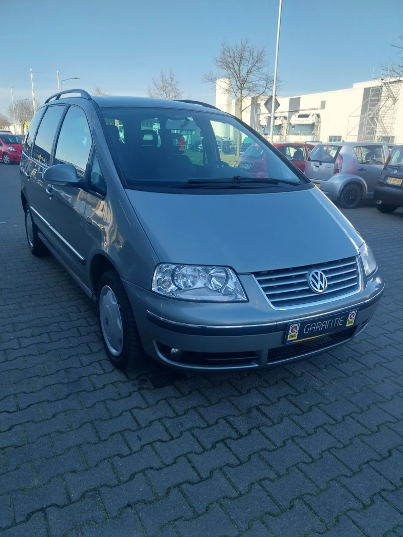 VW Sharan 1.8 турбо, снимка 5 - Автомобили и джипове - 49349292