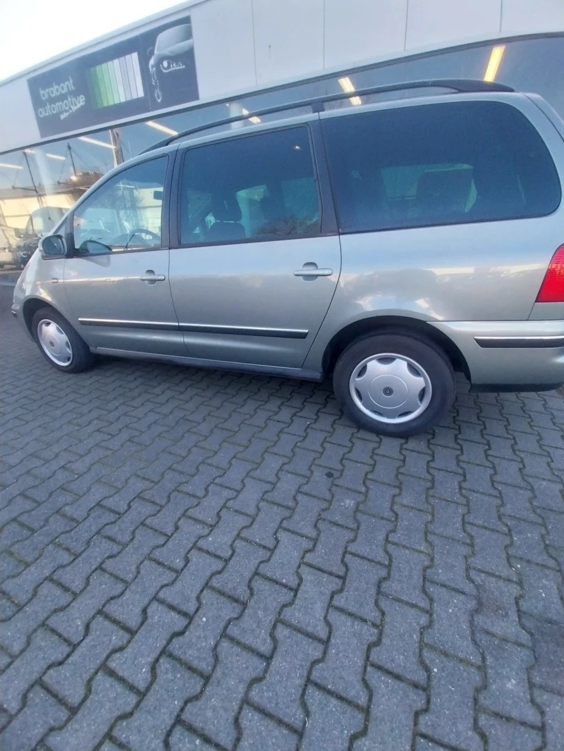 VW Sharan 1.8 турбо, снимка 6 - Автомобили и джипове - 49349292