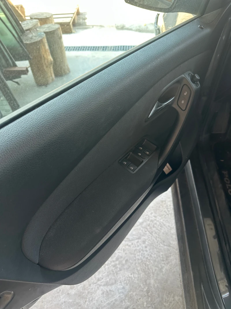 VW Polo 1.6TDI, снимка 7 - Автомобили и джипове - 52645549