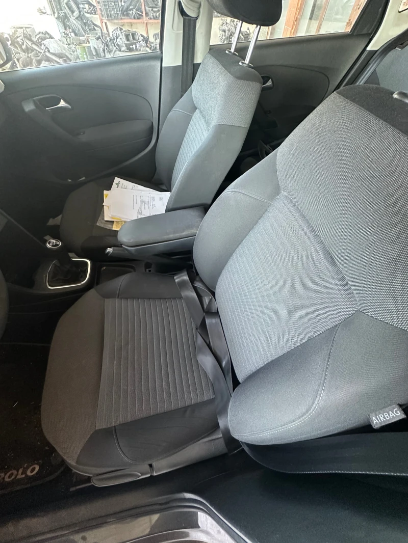 VW Polo 1.6TDI, снимка 4 - Автомобили и джипове - 52645549
