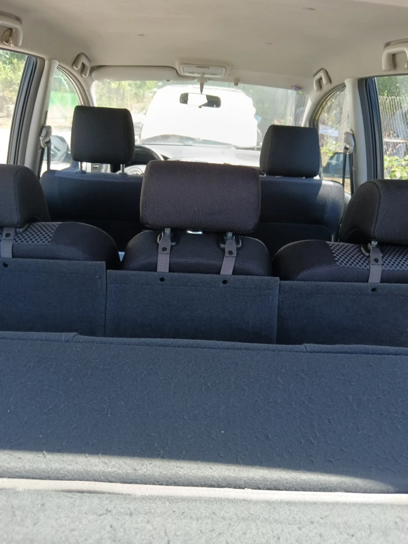 Toyota Corolla verso D4D, снимка 10 - Автомобили и джипове - 52632983