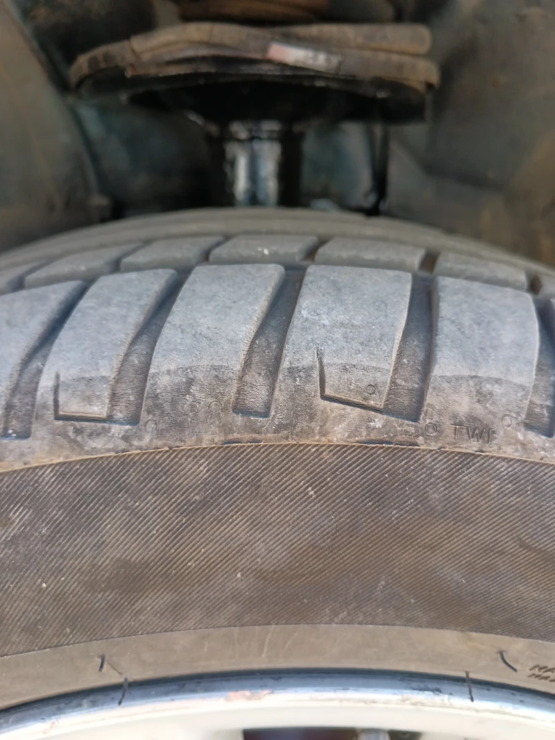 Toyota Corolla verso D4D, снимка 5 - Автомобили и джипове - 52632983