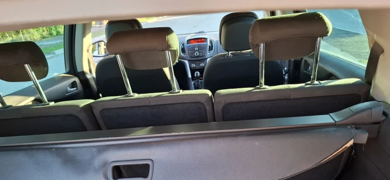 Opel Zafira Tourer /Регистрирана, снимка 7 - Автомобили и джипове - 52239471