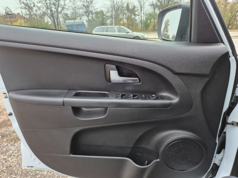 Kia Venga FACE LIFT, KOJA, снимка 16 - Автомобили и джипове - 52352612