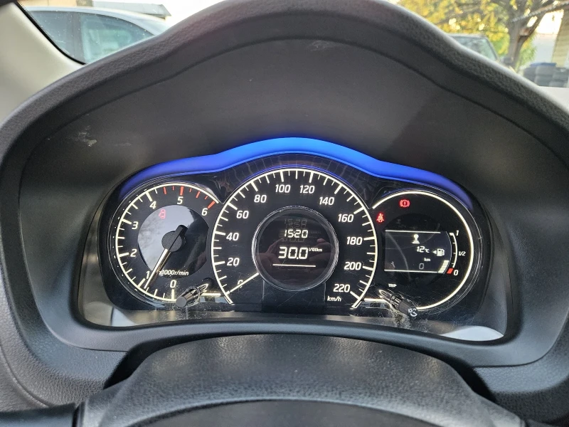 Nissan Note 1.5dci euro6, снимка 11 - Автомобили и джипове - 52441101